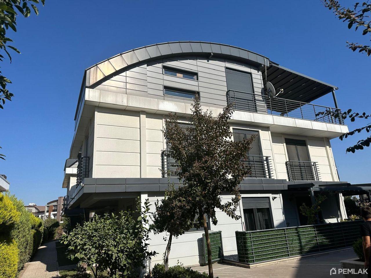 Buy Villa in Antalya Turkey - image 1