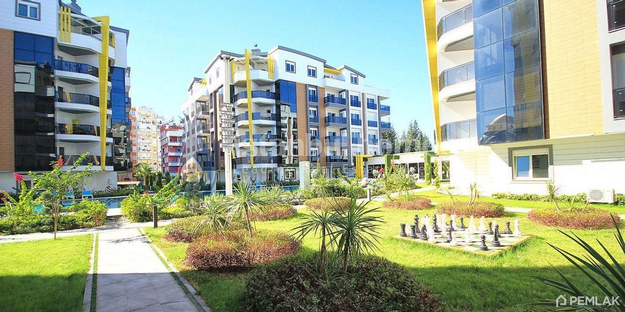 Konforlu bir yaşam için harika bir seçim: Hurma mahallesinde geniş 2+1 daire. - image 1