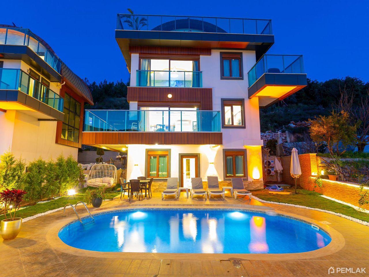 Buy Villa in Antalya Turkey - image 2