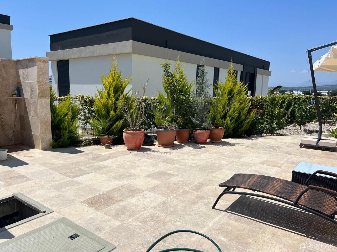 Manavgat, Çavuşköy köyünde 4+1 geniş mobilyalı villa - arsa 580 m² - image 1