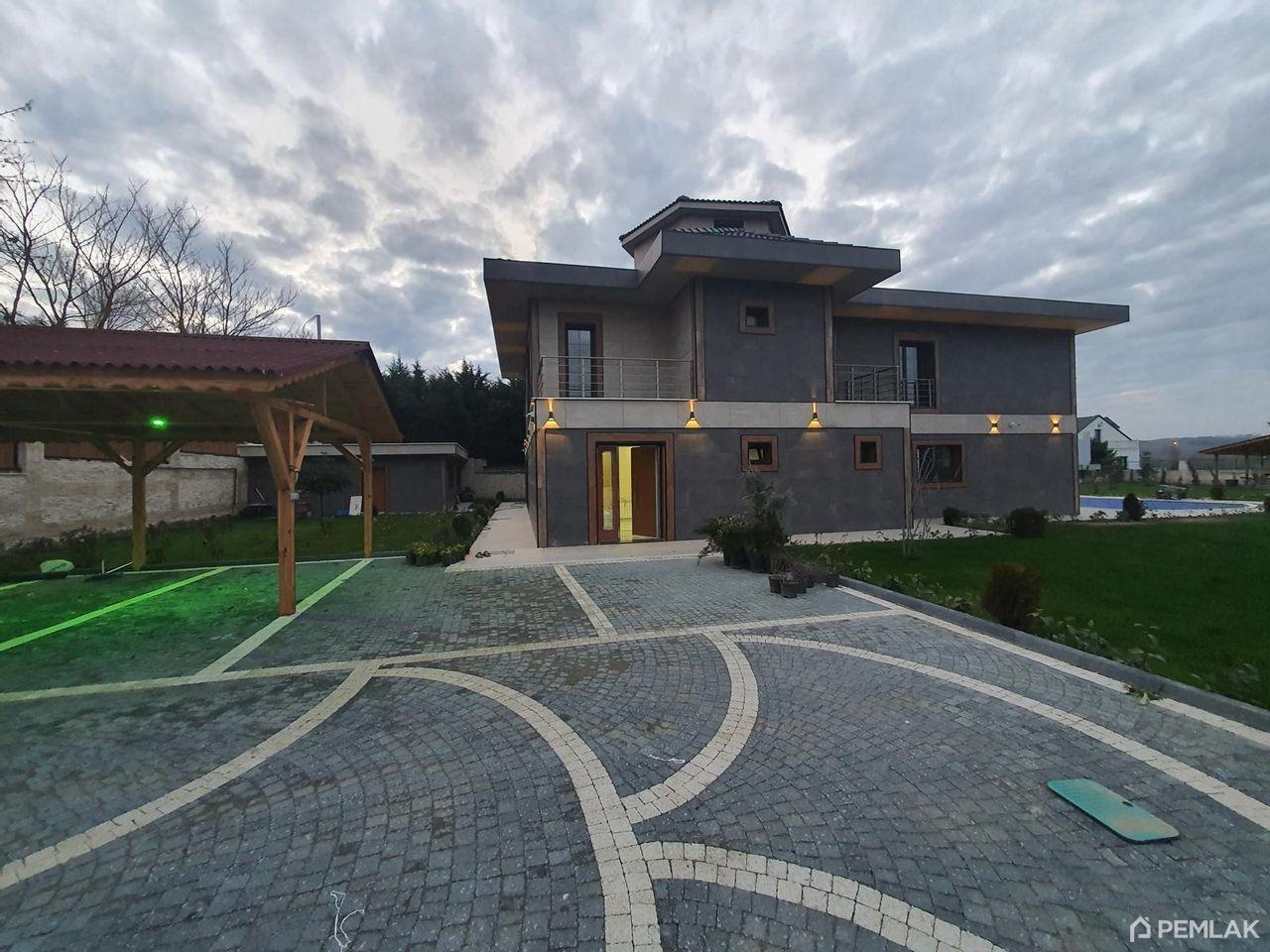 Buy Villa in Istanbul Turkey - image 3