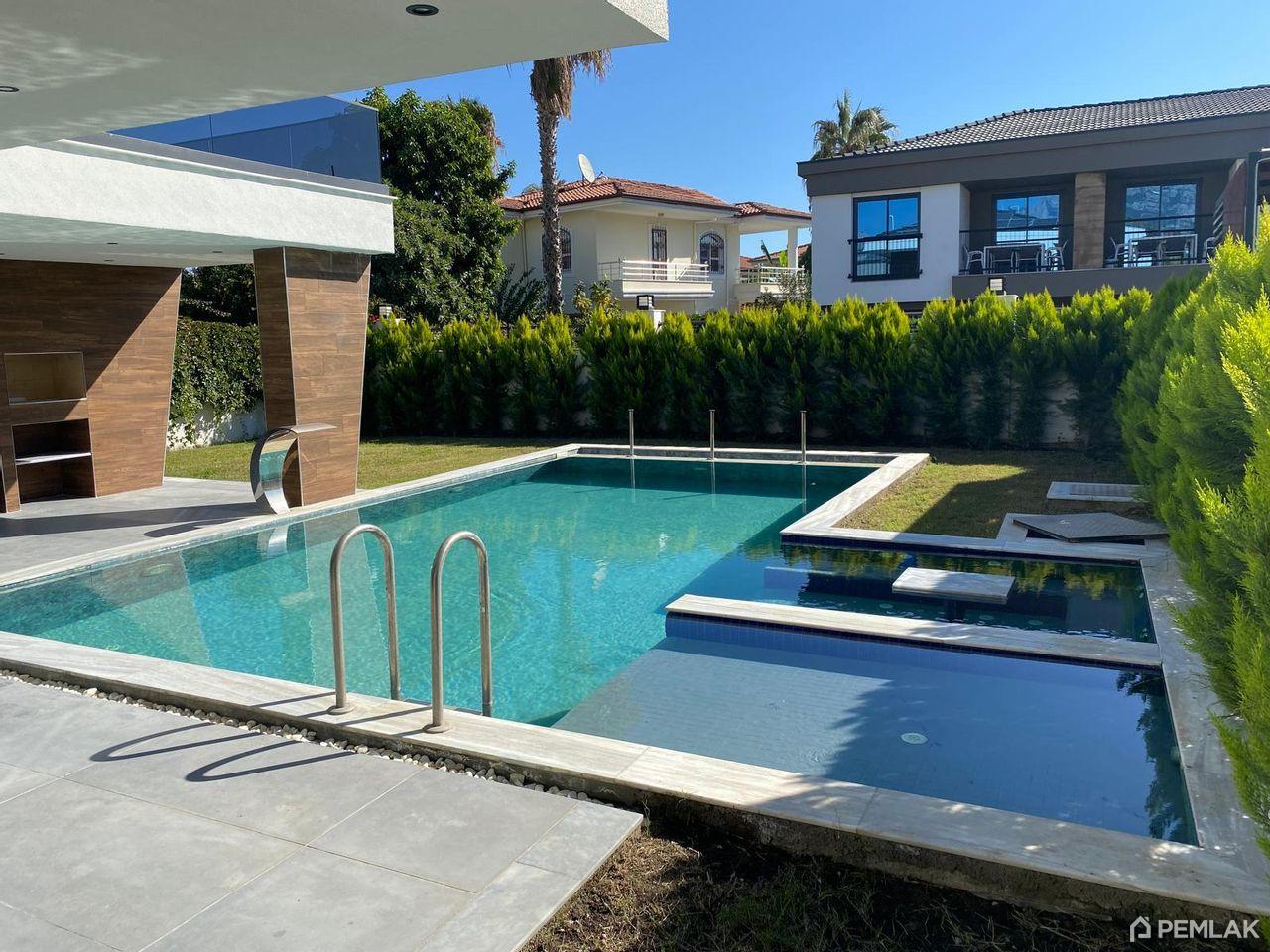 Villa with smart home and heated swimming pool Kemer, Çamyuva - image 1