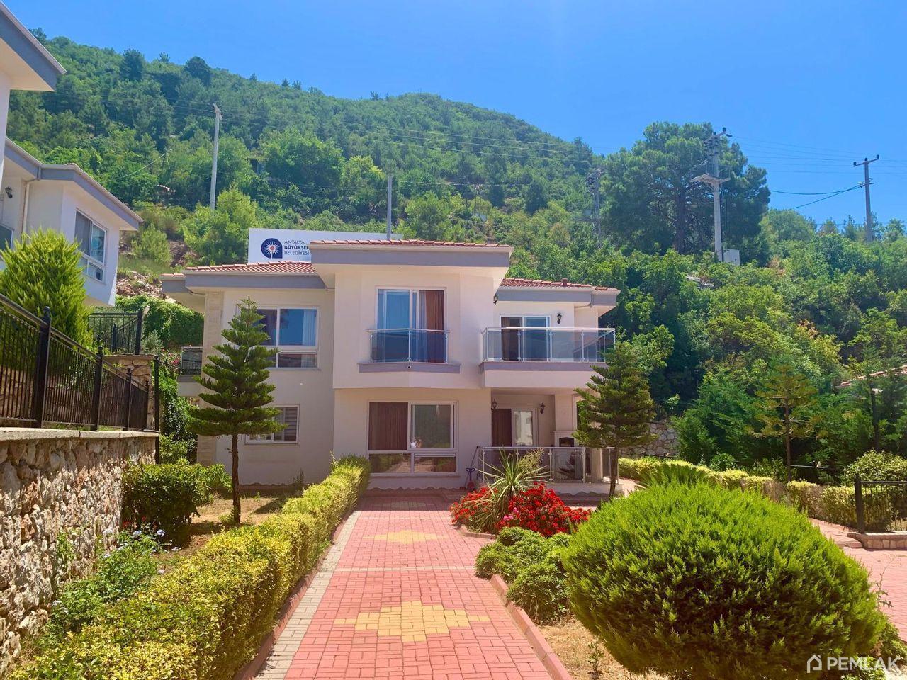 Satın almak Villa  Antalya Turkey - image 1